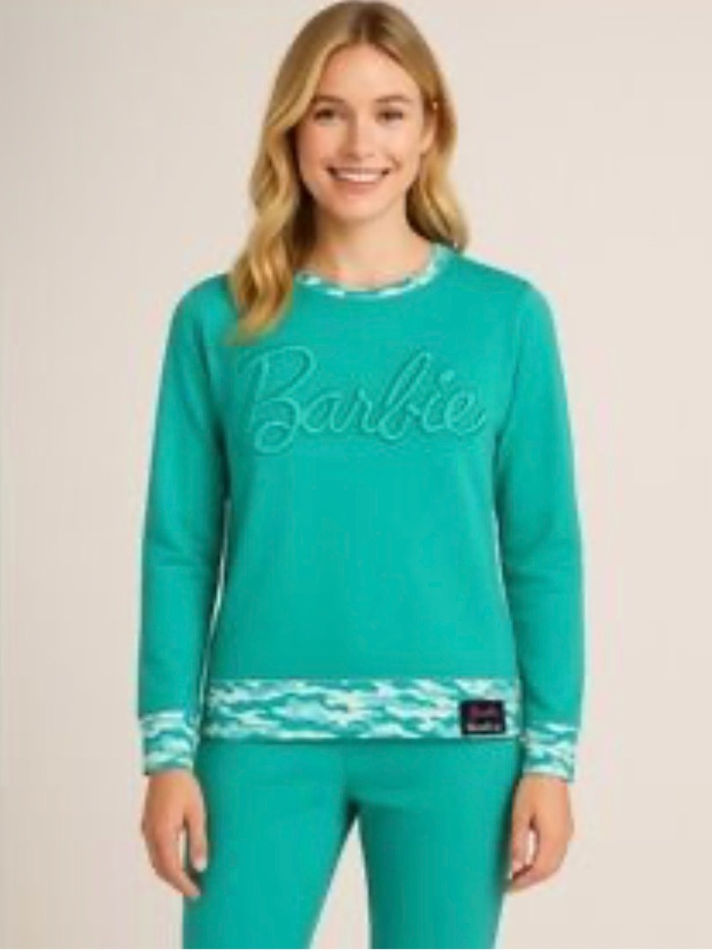 Barbie™ x Ugly Duckling Crewneck Sweatshirt | NWT | Women’s Large